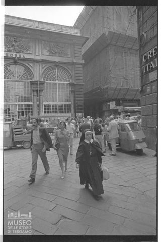 La piazza Banchi a Genova