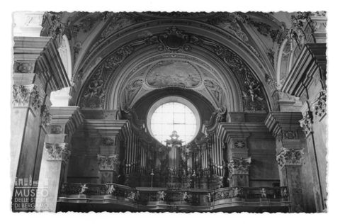 Interno di una chiesa