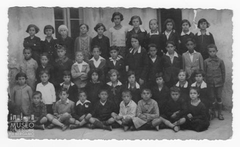 Foto di classe con Nicola Burgarella
