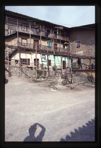 Cascinale a Sopracorna