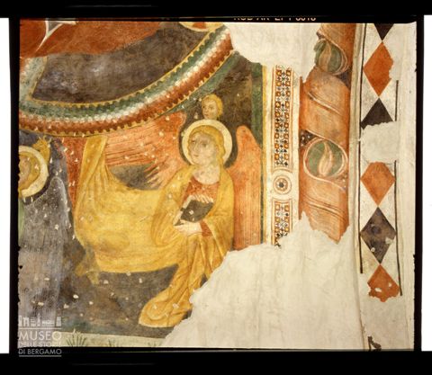 Particolare di un affresco nella chiesa di Clanezzo