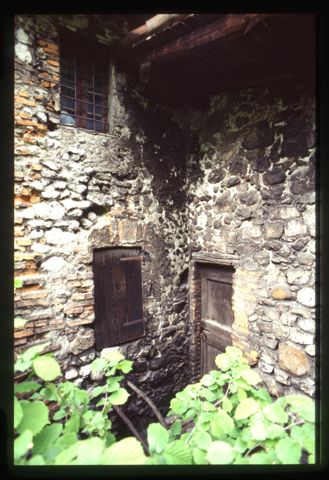 Particolare dell'edificio del maglio di Clanezzo