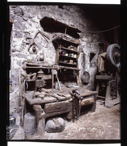 La fucina del maglio di Clanezzo