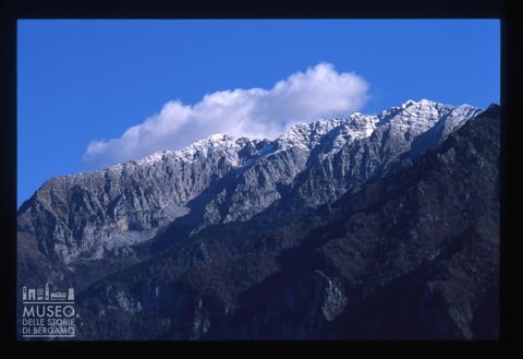 Veduta dei monti sopra Piazza Brembana