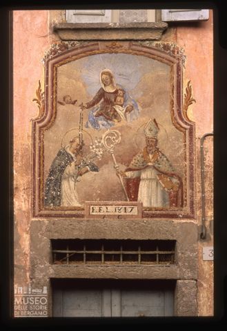 Dipinto sulla facciata di Casa Gualteroni