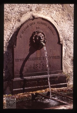 Fontana con testa leonina a Capovalle