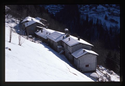 Case in località Piccarelli a Roncobello