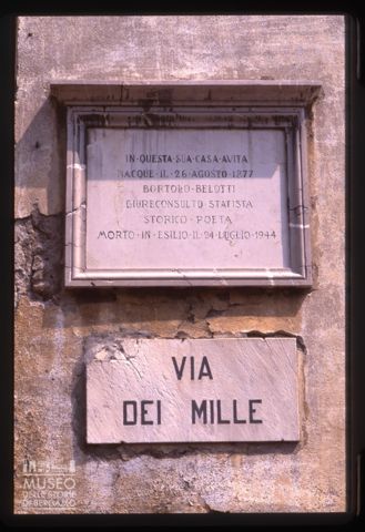 Lapide in ricordo di Bortolo Belotti a Zogno