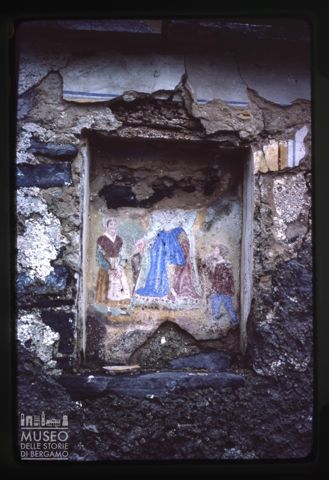 Nicchia con dipinto sacro a Cantiglio