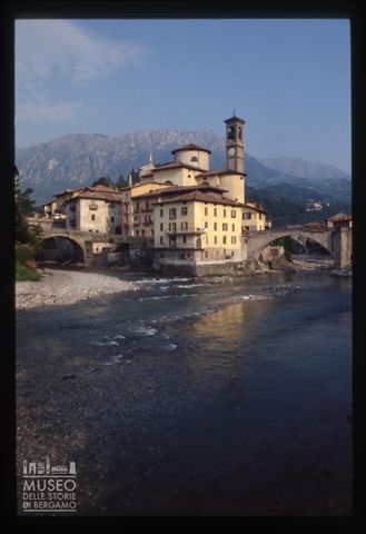 La confluenza tra il fiume Brembo e il torrente Enna a San Giovanni Bianco