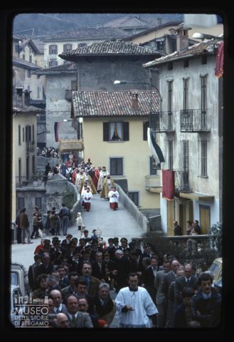 La processione della Sacra Spina a San Giovanni Bianco