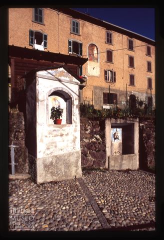 Scorcio di una via di Cusio