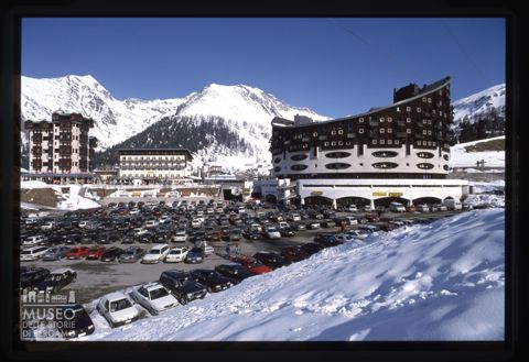 Foppolo, scorcio del Piazzale Alberghi