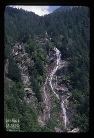 La cascata Borleggia a Branzi