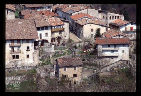 Cornello dei Tasso