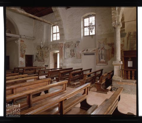 Scorcio interno della chiesa di Cornello