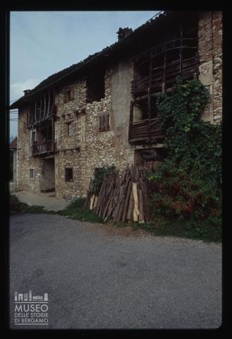 Antica cascina a Mediglio