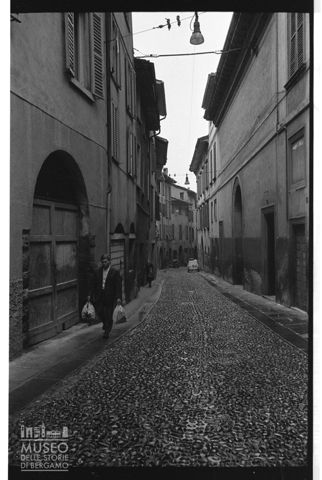 Scorcio di via San Tomaso