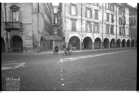 Scorcio di Piazza Pontida