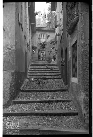 Stradina gradinata su via Borgo Canale