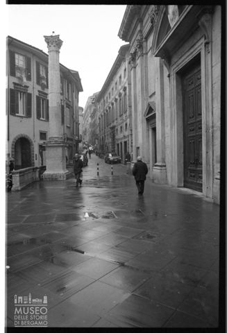 Veduta di via Sant'Alessandro