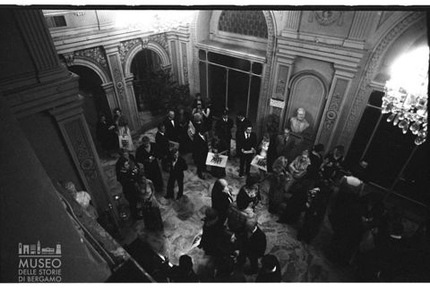 La sala d'entrata del Teatro Donizetti