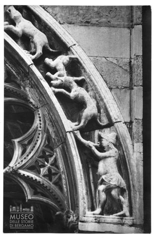 Fregio decorativo in Santa Maria Maggiore