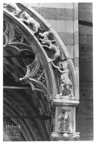 Fregio decorativo in Santa Maria Maggiore