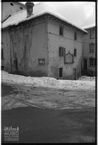 Scorcio di case in Valle Imagna