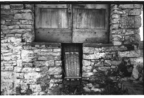 Particolare di porta a 