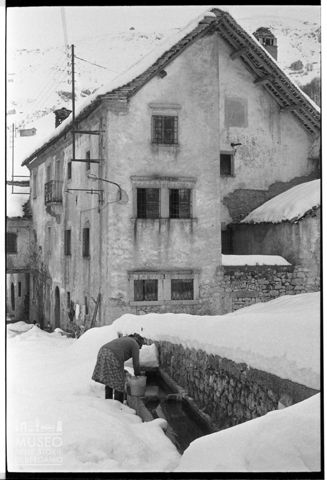 Scorcio di un centro abitato in Valle Imagna