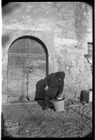 Donna al lavoro a Fuipiano