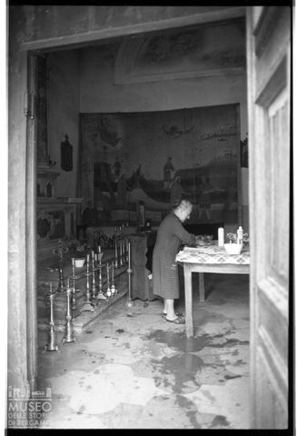 Delta del Po, donna al lavoro