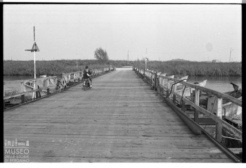 Delta del Po, il ponte di barche di Gorino Veneto