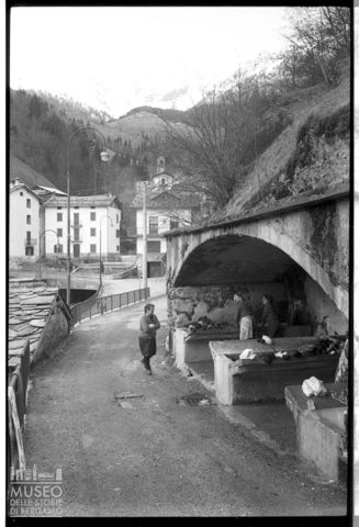 Al lavatoio di Ornica