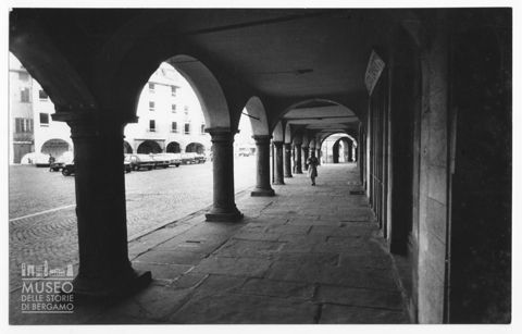 Scorcio di Piazza Pontida