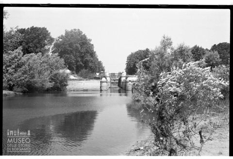Una chiusa del Naviglio Pavese