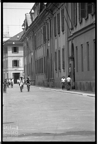 Scorcio di corso Strada Nuova a Pavia
