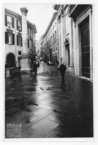 Veduta di via Sant'Alessandro