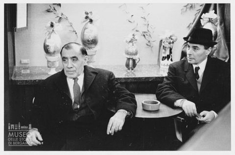 Liborio Bonifacio in un bar