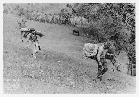 Scena di vita quotidiana in Valle Imagna