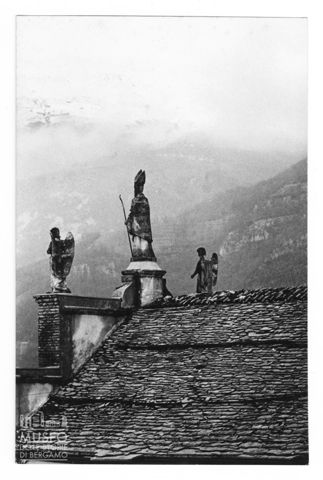 Scorcio della chiesa di san Gottardo a Rota d'Imagna