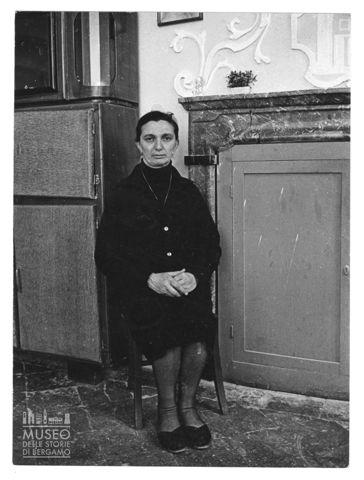 Ritratto di donna a Carobbio degli Angeli