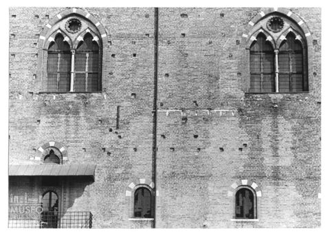 Facciata esterna del Castello Visconteo di Pavia