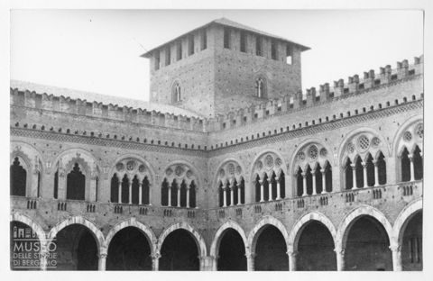 Corte interna del Castello Visconteo di Pavia