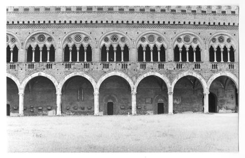 Corte interna del Castello Visconteo di Pavia