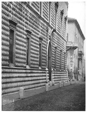 Scorcio di Palazzo dei Diamanti a Ferrara