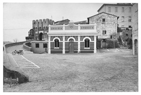 Castel d'Emilio frazione di Agugliano