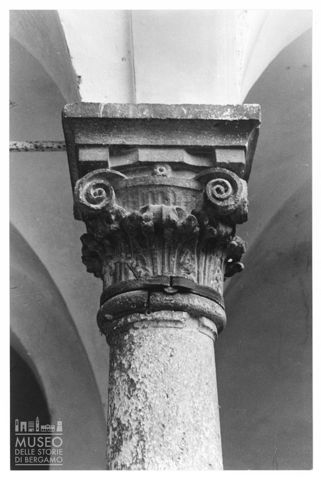 Capitello di Palazzo Ducale di Urbania