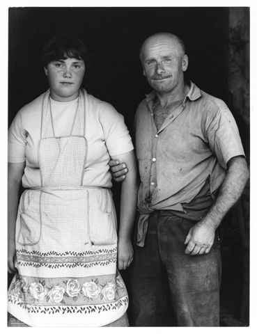 Ritratto di uomo e ragazza nelle Marche